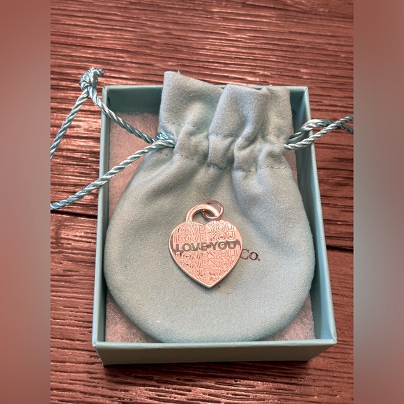 Tiffany&Co - Picture 1 of 6